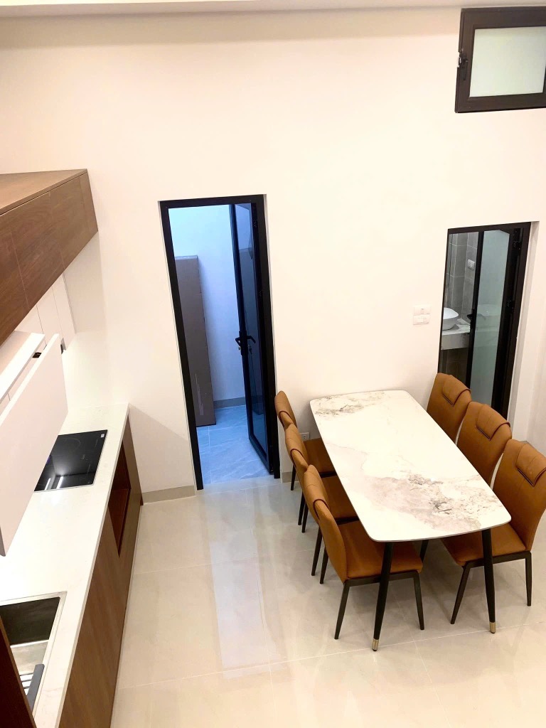 CỔ NHUẾ - BẮC TỪ LIÊM – NHÀ ĐẸP FULL NỘI THẤT- GẦN PHỐ- 50M BÃI ĐỖ XE Ô TÔ